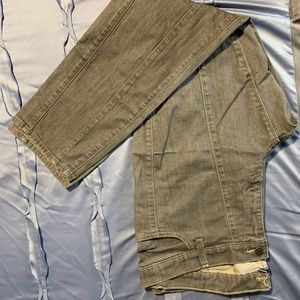 Old Navy jeans size 16 low rise